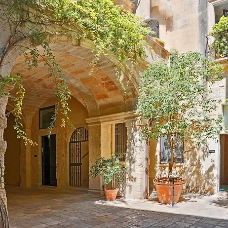 Vico dei Bolognesi Palazzo Personè-3